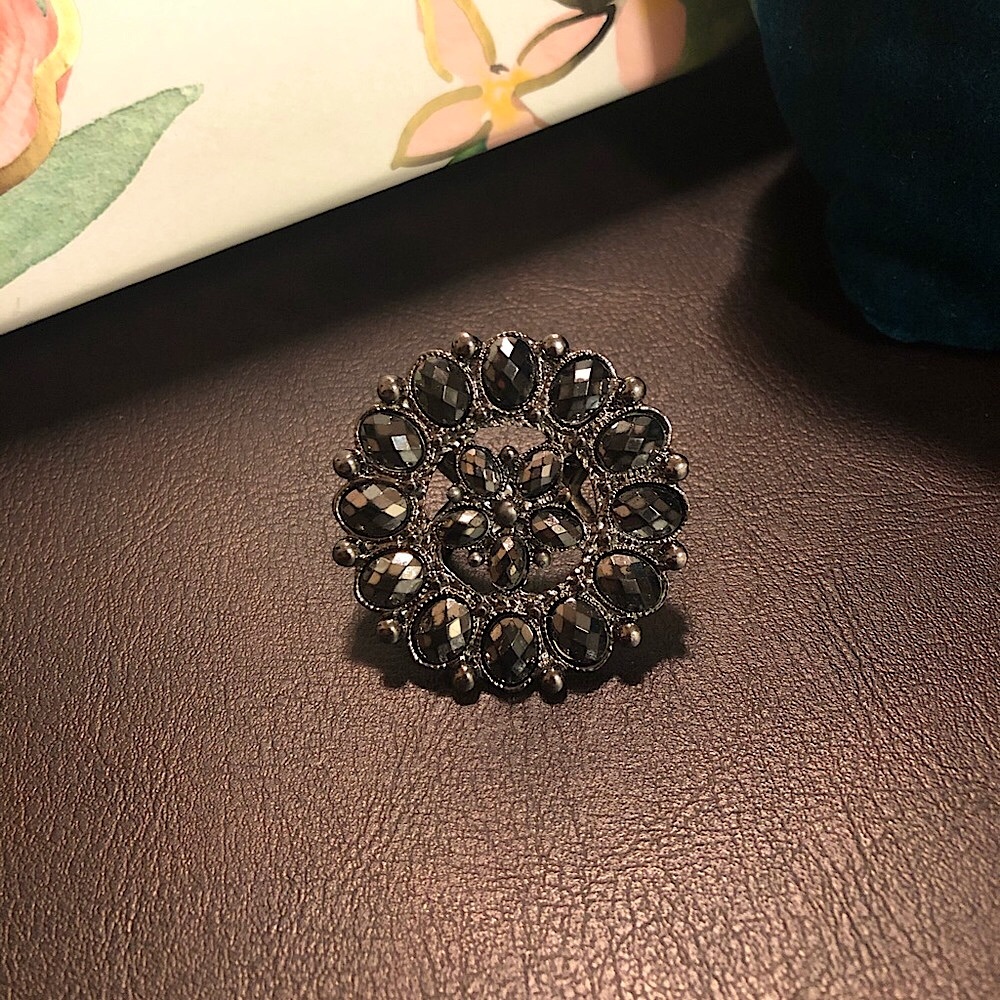 Fashion Ring - Picture 6 of 8